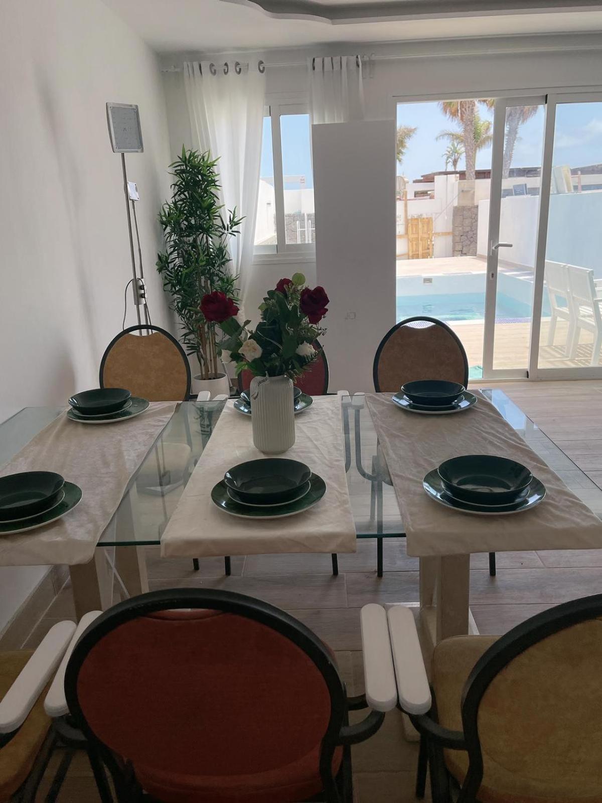 Villa Tony Playa Blanca  Ngoại thất bức ảnh