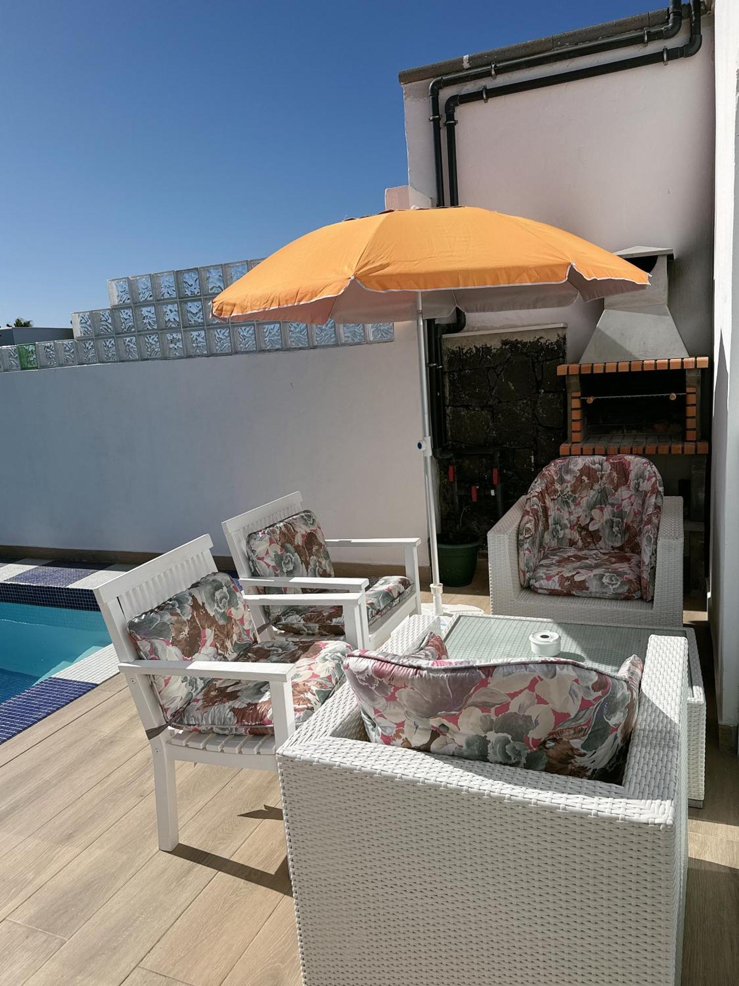 Villa Tony Playa Blanca  Ngoại thất bức ảnh
